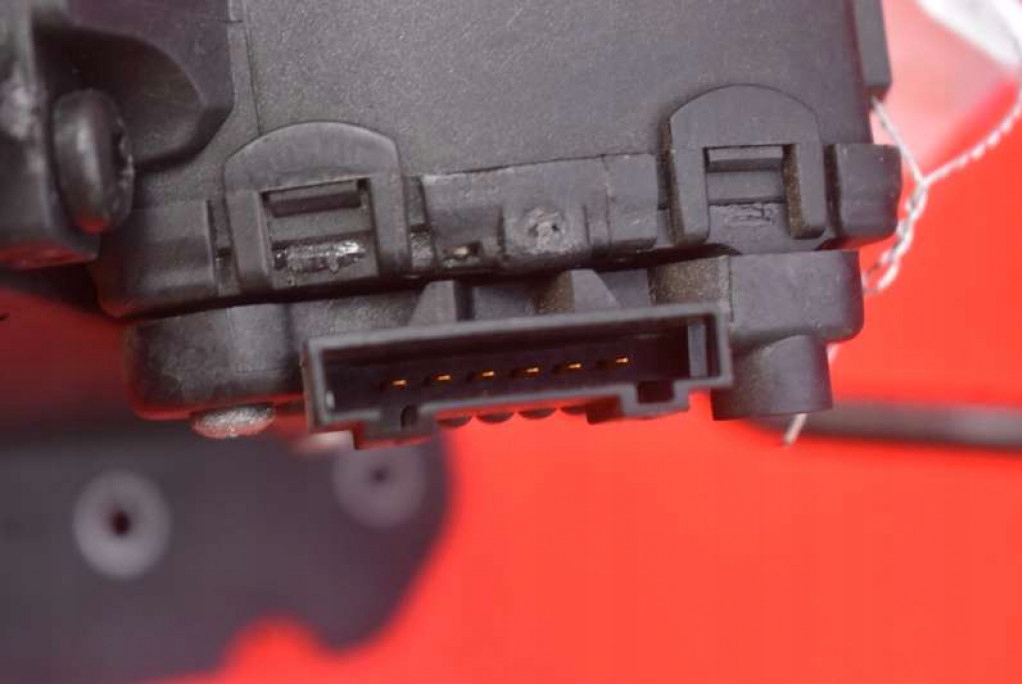 фото №7, Потенціометр педаль газу eu 2r83-9f836-c jaguar s-type 2.7 biturbo 207 km