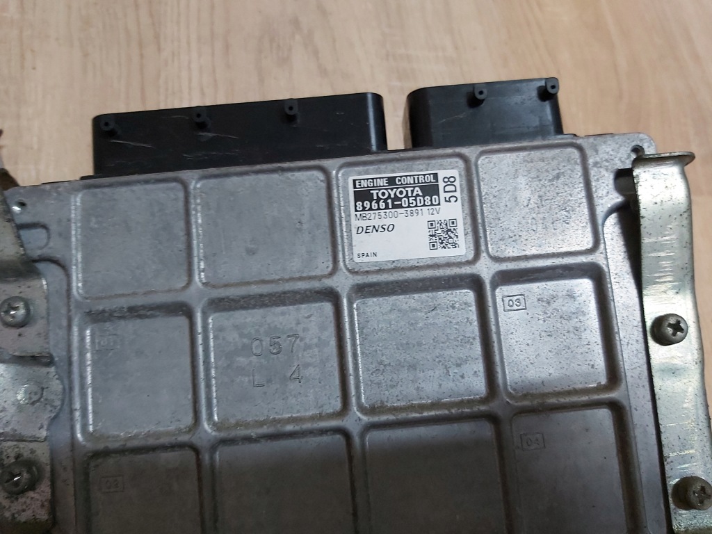 фото №5, Avensis t27 бортовой компьютер ключ набор запуск 1,8
