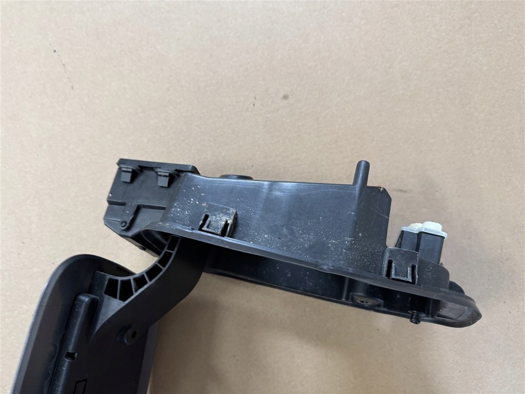 фото №8, Крышка заливной топлива бензин nr farby tekad renault arkana 19-25r lift 24r