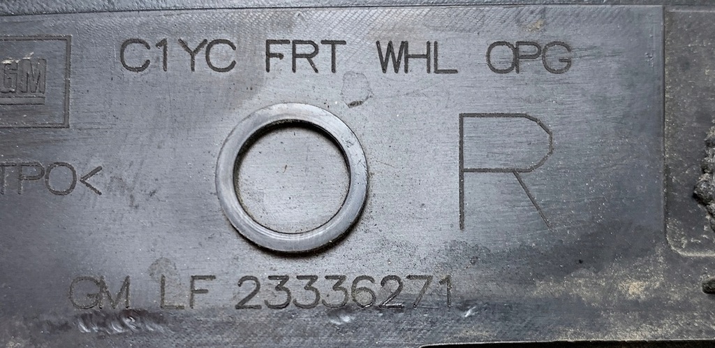 фото №12, Chevrolet traverse ii 2017 - молдинг крыла правая перед 23336271