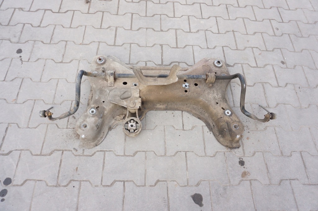 фото №1, Подрамник поперечина opel vivaro a 1.9 di