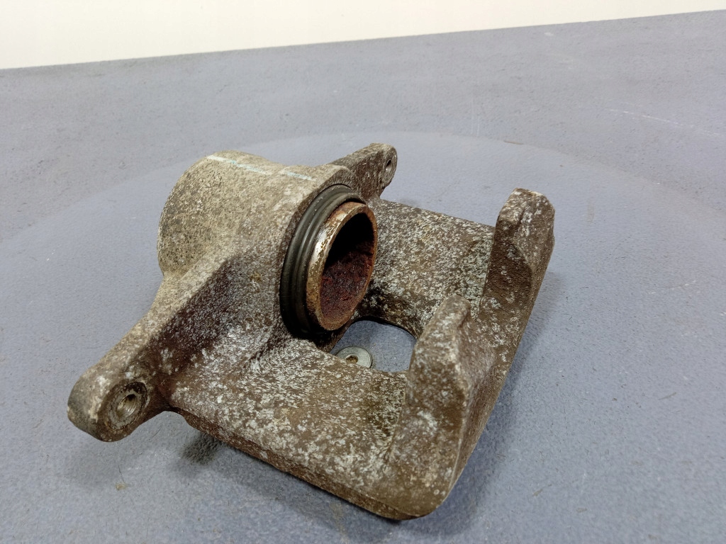 фото №7, Kia cerato i 03- 1.6 16v супорт перед лівий передній bc140087