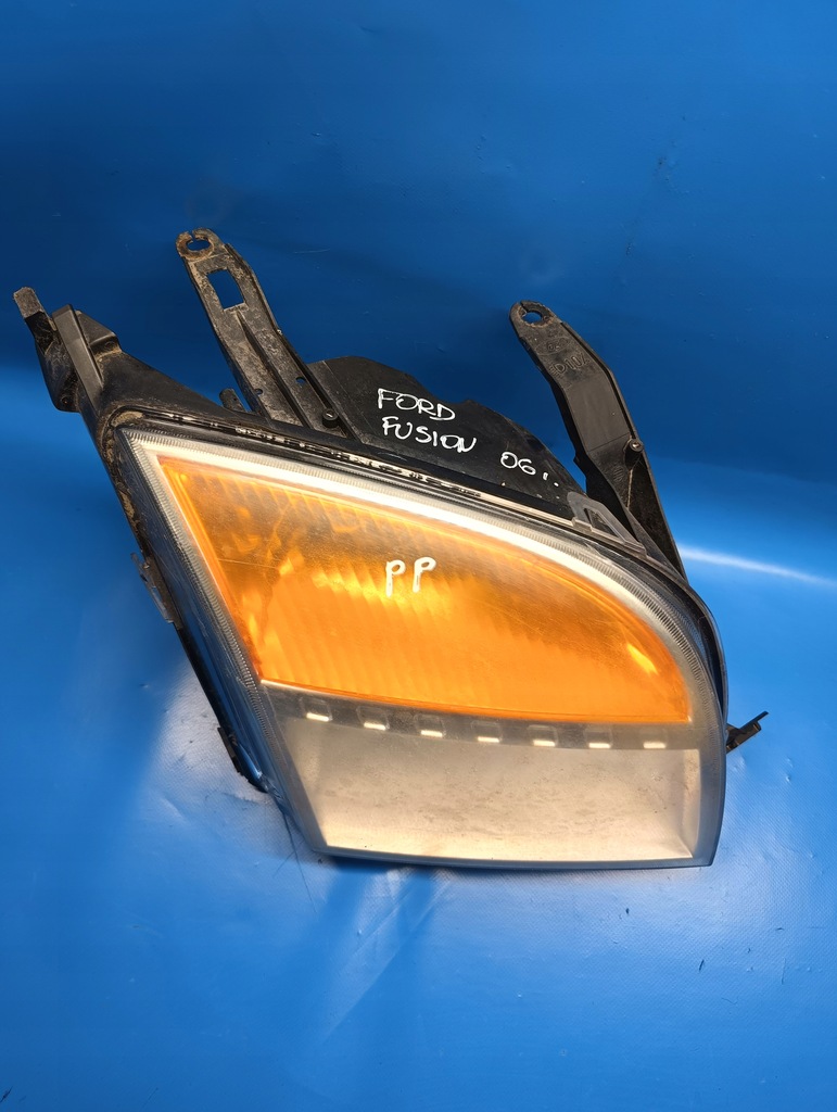 фото №2, Лампа правая перед передняя ford fusion eu 06r.