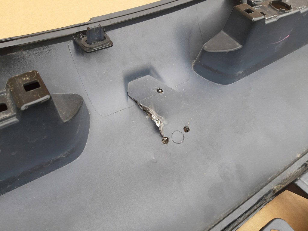 фото №10, Renault megane iv kombi накладка крышки задняя