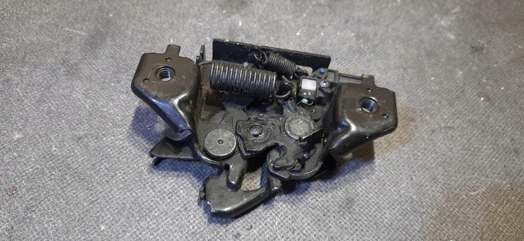 Замок капот поперечина передний renault megane v e-tech 656013108r Недорого