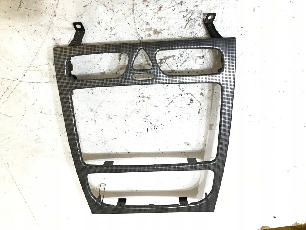 фото №1, Mercedes w203 рамка корпус радіо dekor 2036809039
