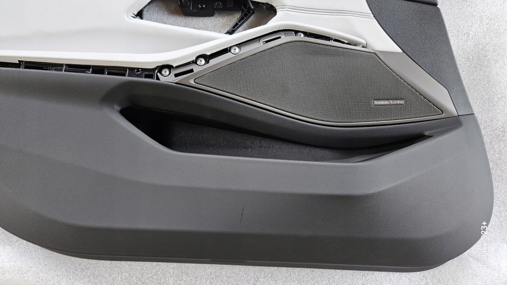 фото №11, Обшивка дверь левый перед bmw 3 g20/21 3390653