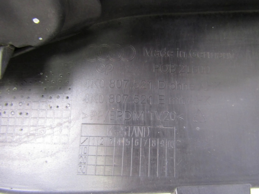 фото №13, Audi a6 c8 спойлер накладка бампера задняя 4k0807521d