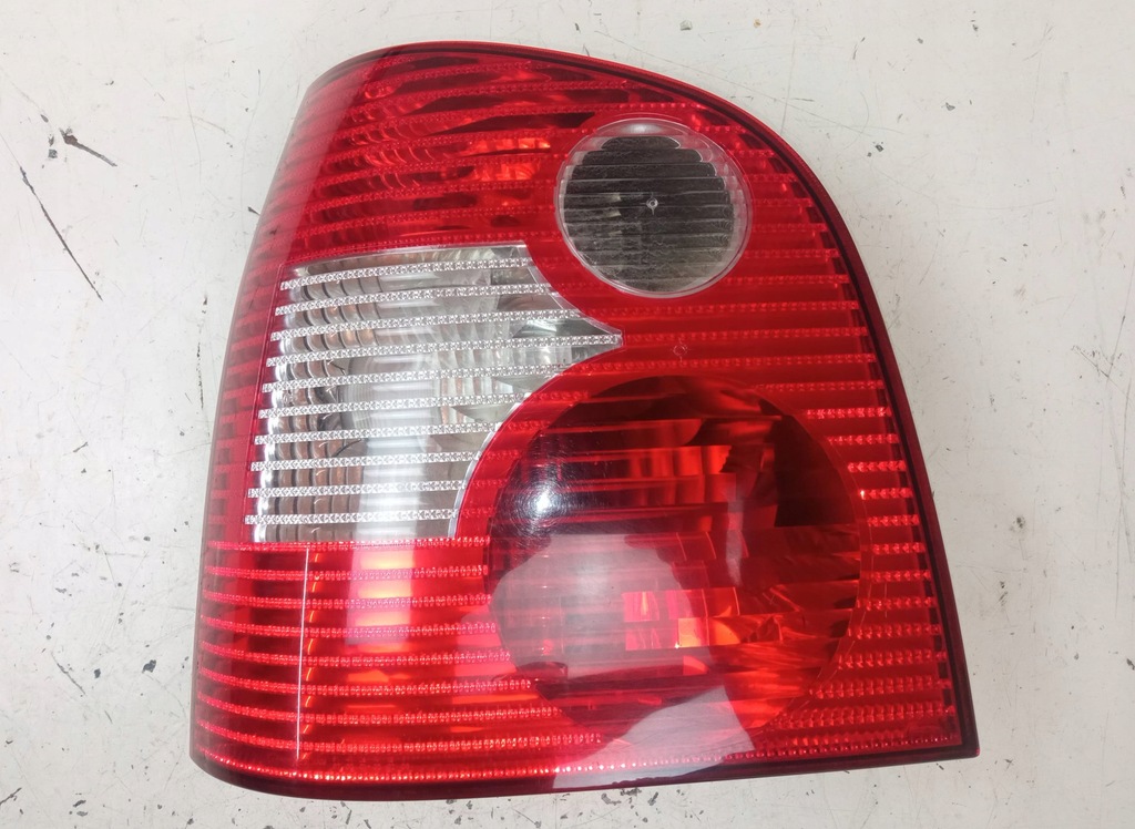 фото №1, Лампа левая задняя volkswagen polo