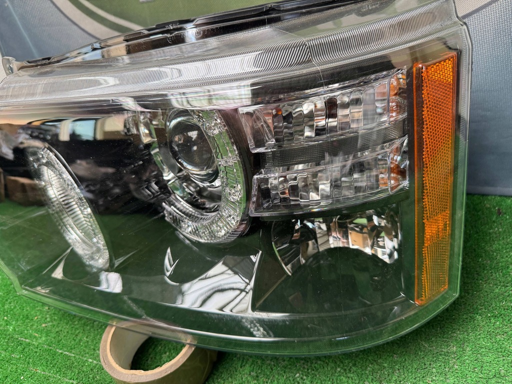 фото №2, Land rover range rover sport l320 лампа передняя lr030761