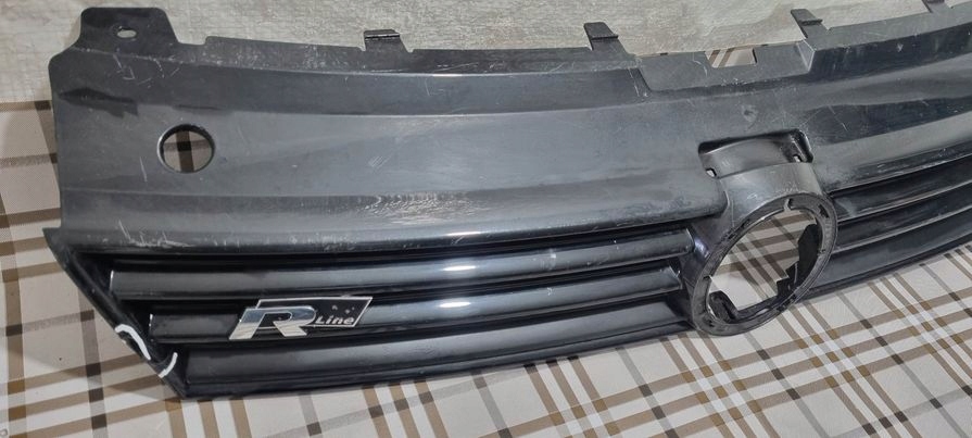 фото №9, Решітка радіатора vw polo 6co853653