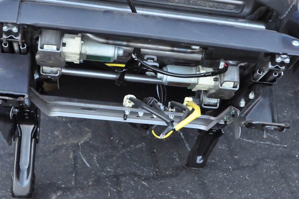 фото №5, Mitsubishi outlander iii переходник салона сиденья заднее сиденье обшивки кожа