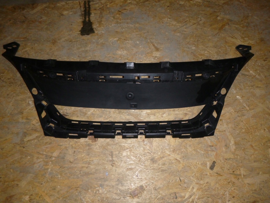 фото №1, Решётка радиатора бампера решётка радиатора peugeot 5008 ii 3008 ii