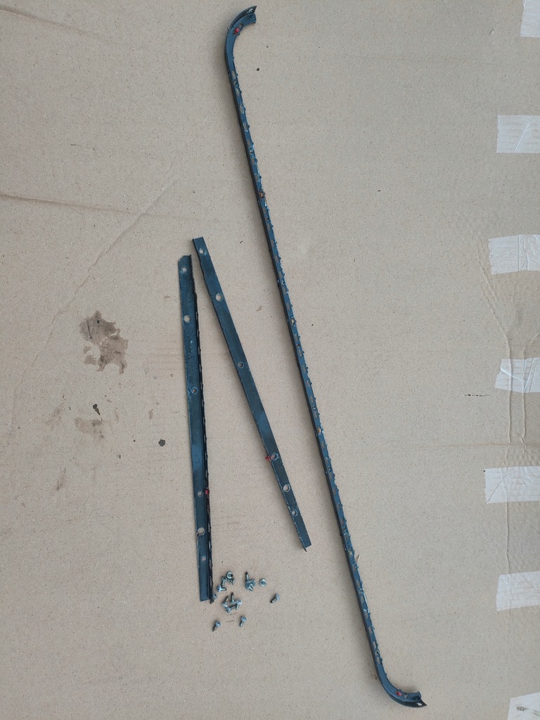 фото №1, Кронштейн ущільнювачі люк w124 coupe