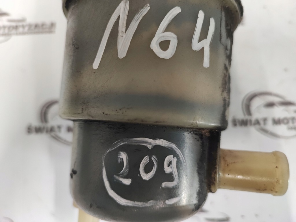 Mitsubishi l200 07r бачок підсилювача в Україні