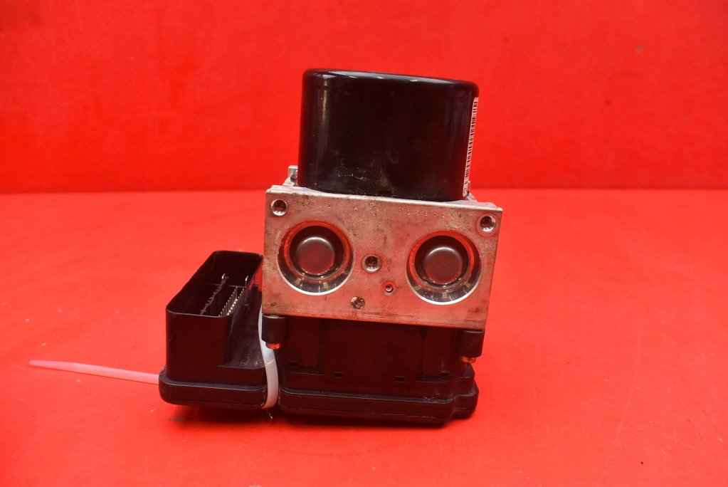 фото №6, Насос abs 31329137 volvo v60 1 i 2.0 d3 136 km 10-13