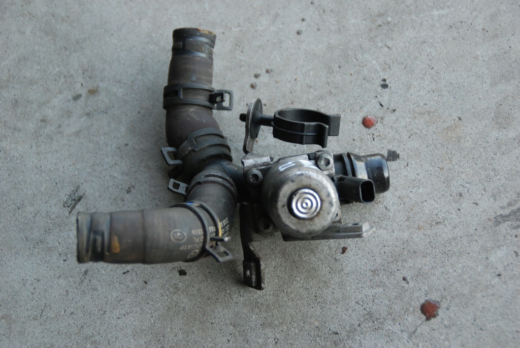 фото №5, Електроклапан води mercedes c w204 2.2cdi