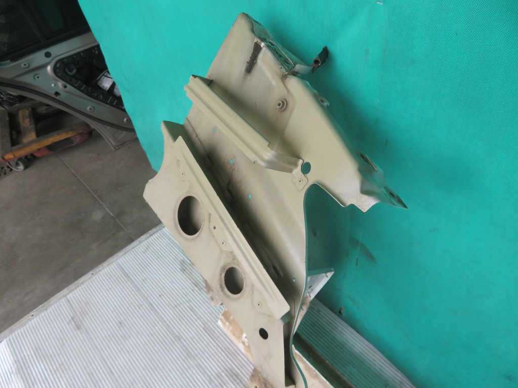 фото №6, Четверть лонжерон правый перед mercedes sprinter 906 15r