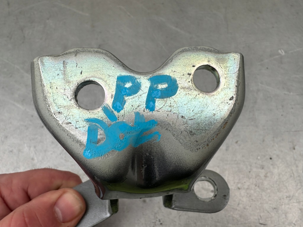 фото №4, Kia niro ii петли дверь правый перед нижний