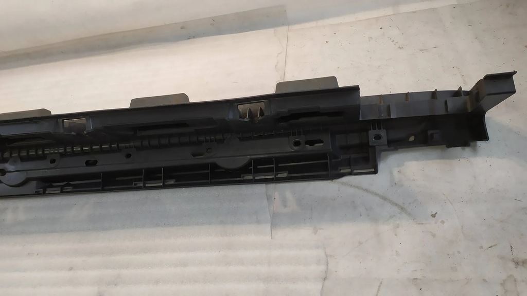 фото №6, Mercedes gls x166 кронштейн порог правый a1666900310