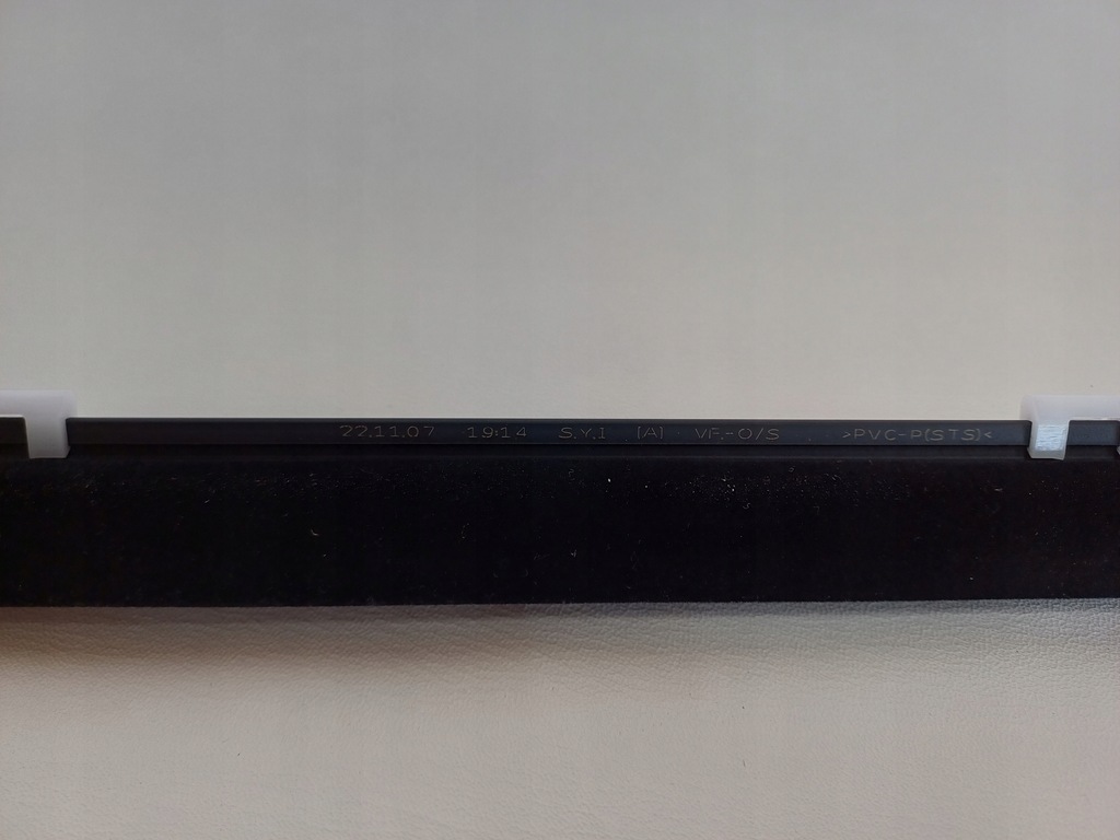 фото №10, Молдинг ущільнювач лівий задня hyundai оригінальний номер i40 kombi sw