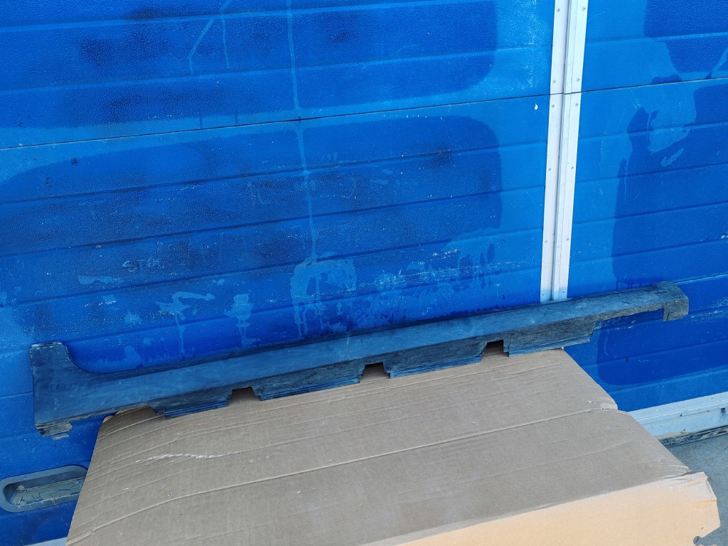 фото №1, Молдинг накладка порог citroen c3 iii 9813817380 правая