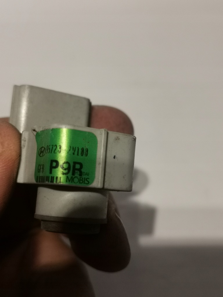 фото №1, Hyundai veloster pdc датчик r9a 95720-2v100