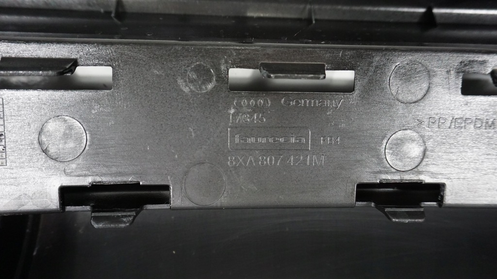 фото №8, Audi оригинальный номер 4k0941035 лампа full led