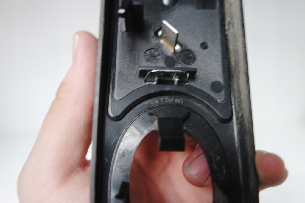 фото №5, Эмблема боковой крыла mini cooper s r55 r56