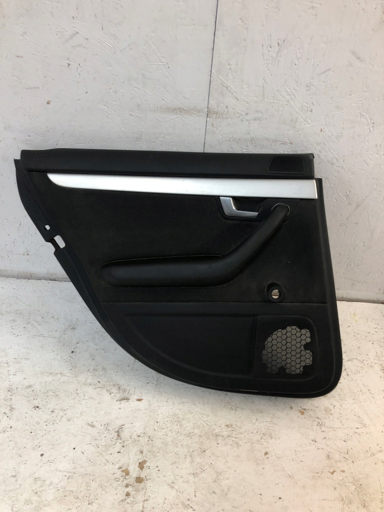 Купить Обшивка дверь левый задний speed материал a4 b6 b7