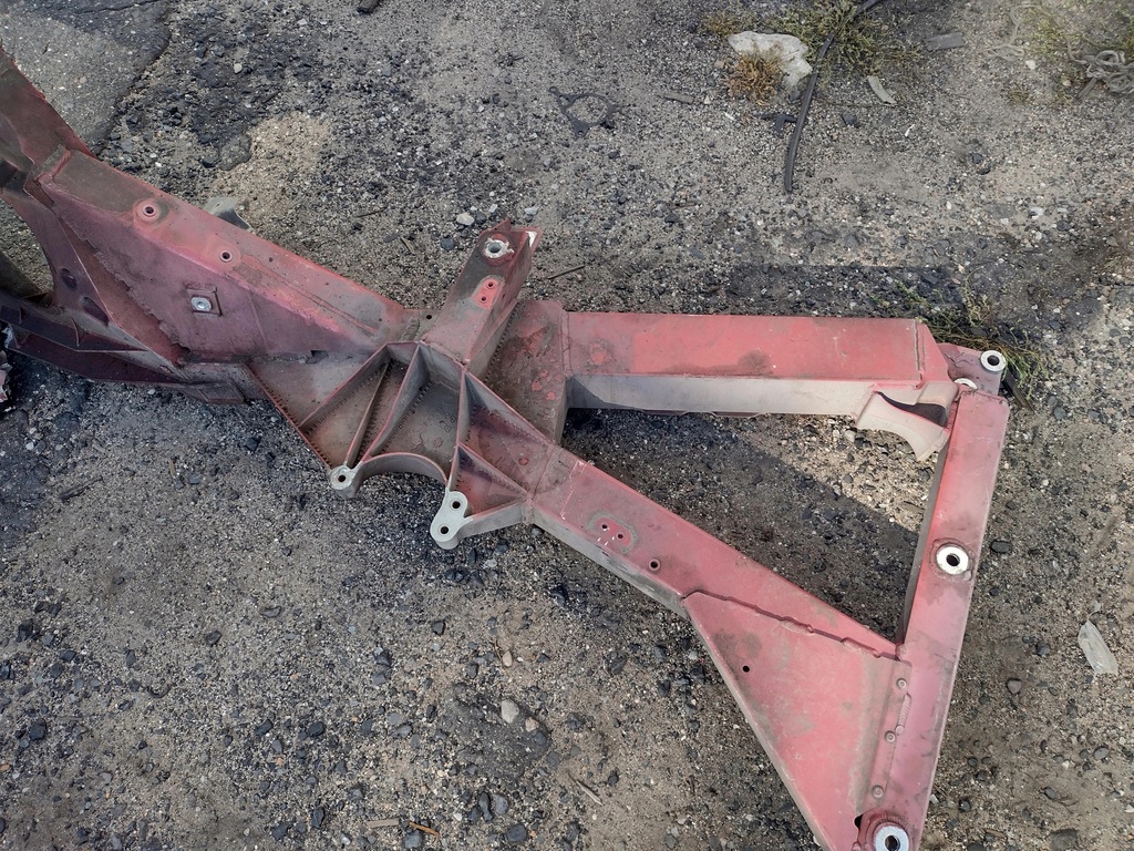 фото №10, Ferrari 488 gtb рама кузов усилитель