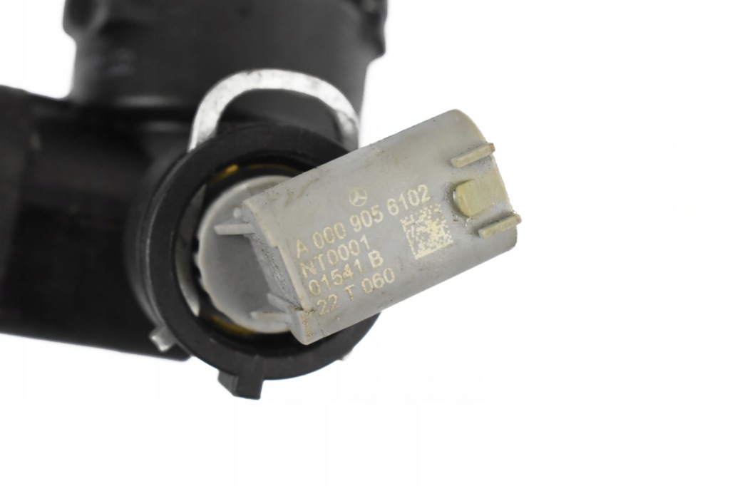 Провода воды магистраль a2435000800 mercedes eqb x243 w243 h243 Оригинал