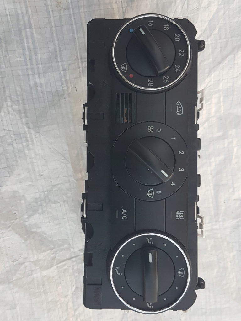 Купити Панель керування обдув mercedes w245 w169