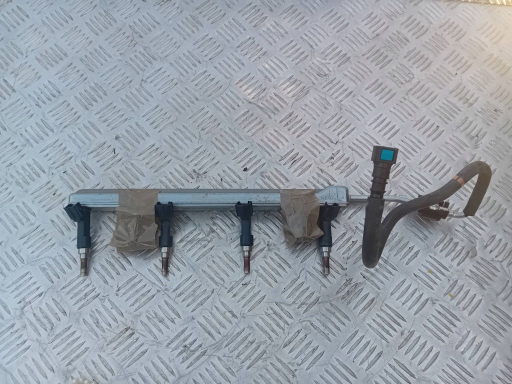 фото №1, Lexus nx 300h молдинг упорскування 2.5 гібрид