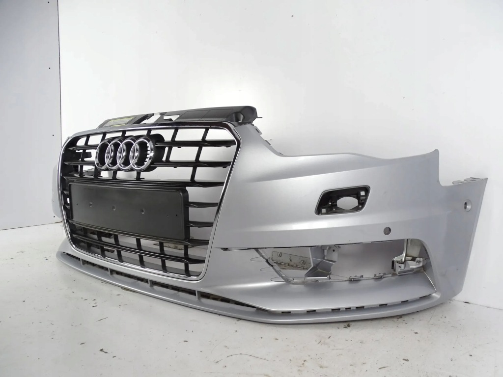 Бампер перед передний audi a3 8v 8v5 sedan 13-17 + решётка радиатора Недорого