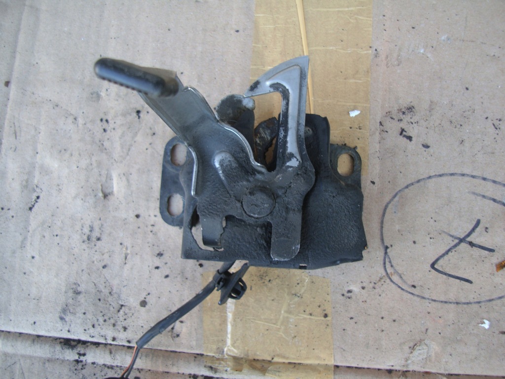 фото №1, Honda civic viii ufo 06-12 замок капот europa