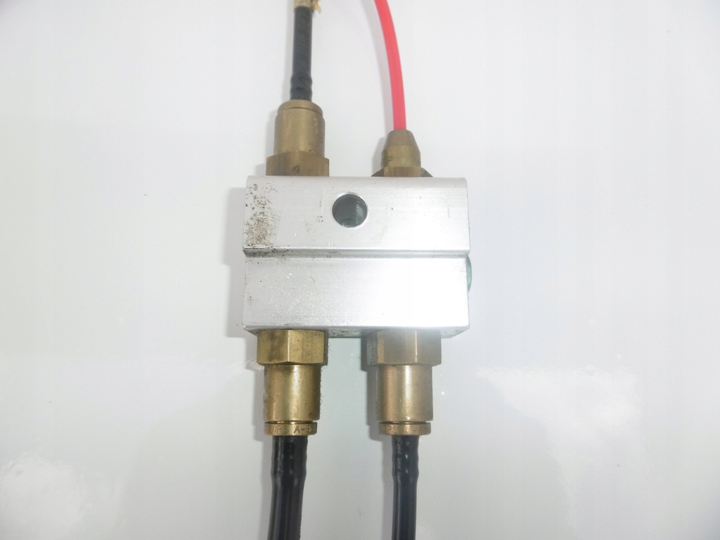 фото №5, Клапан датчик распределитель воздуха volvo fh 12 13