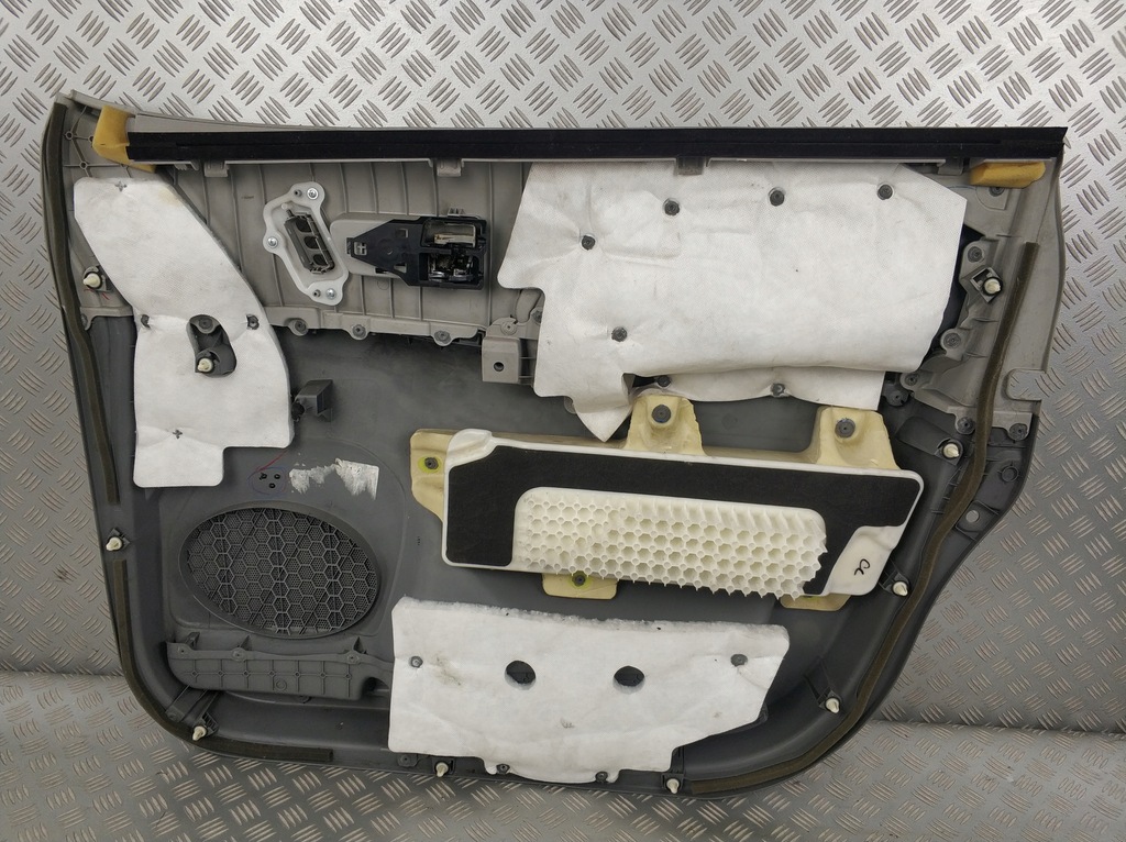 фото №7, Обивка обшивка дверь перед левый toyota sienna 2011-