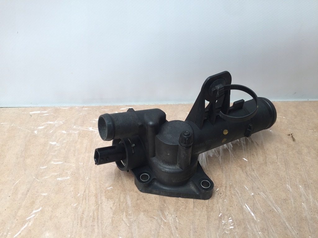 фото №1, Clio iv 1.5 dci термостат корпус термостат