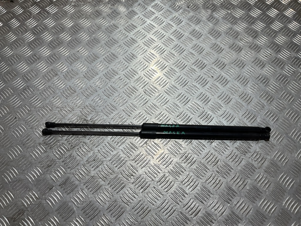 фото №1, Амортизаторы капот комплект dacia duster ii 18-