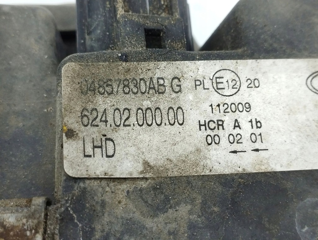 фото №12, Chrysler voyager 2006 права сторона лампа передня