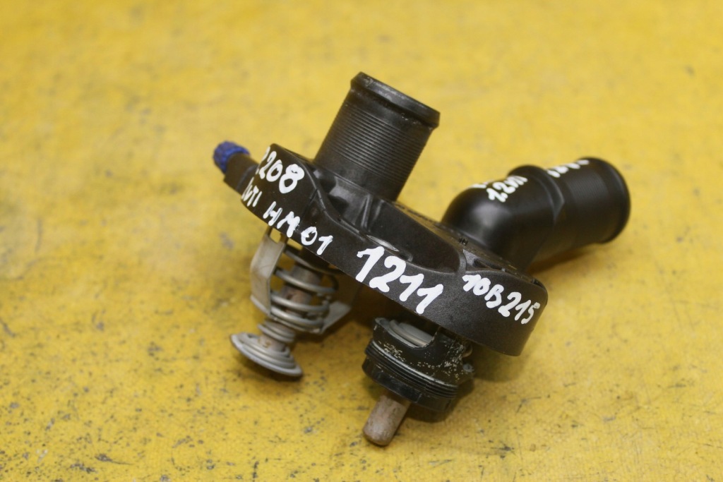 фото №1, Корпус термостата 9675849300 peugeot 208 1.2 vti