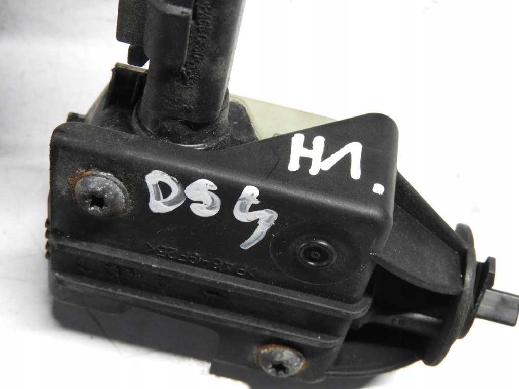 фото №15, Citroen ds4 11-15 привод крышка заливной топлива 9651690280