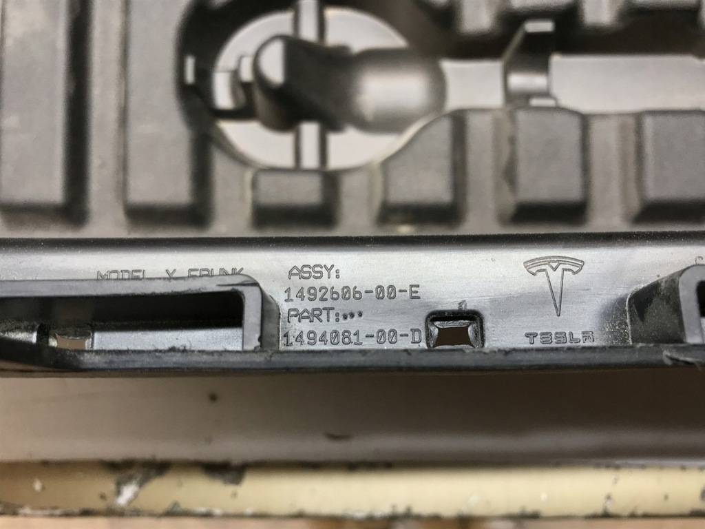 фото №11, Tesla model y піддон багажник багажника перед 1492606-00-e