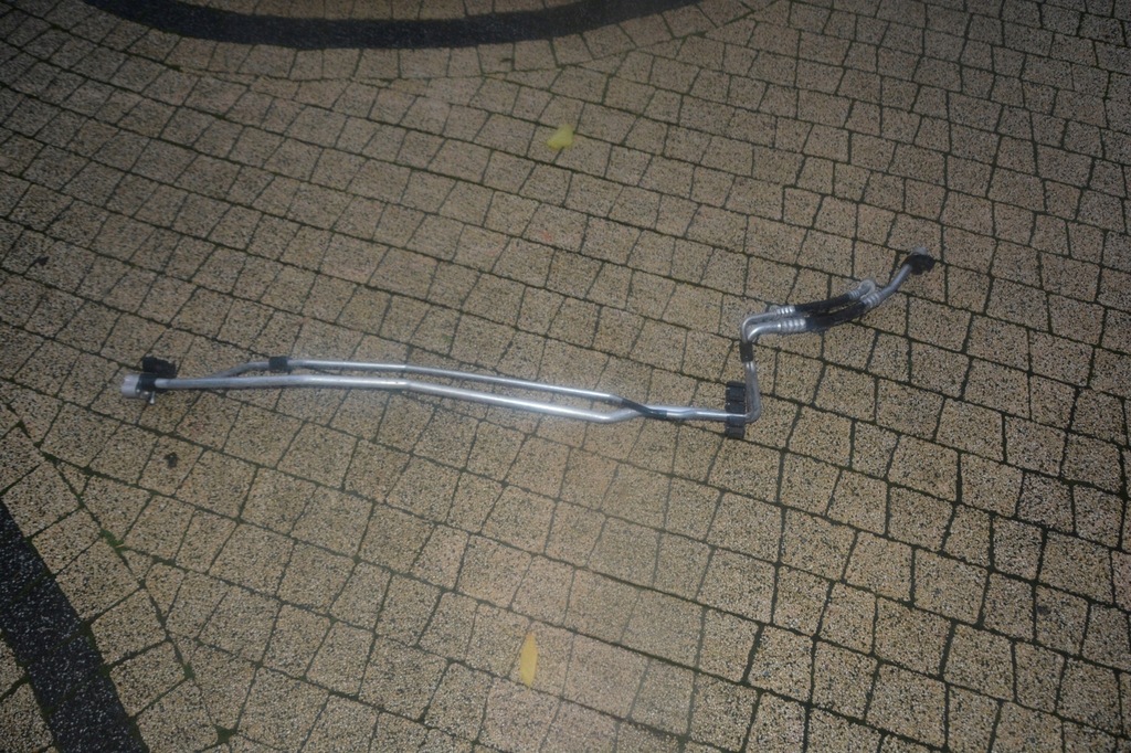 фото №1, Шланг кондиционера touareg 4,2tdi 7p0820885