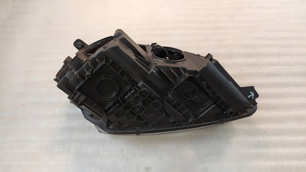 фото №10, Лампа лівий перед skoda yeti