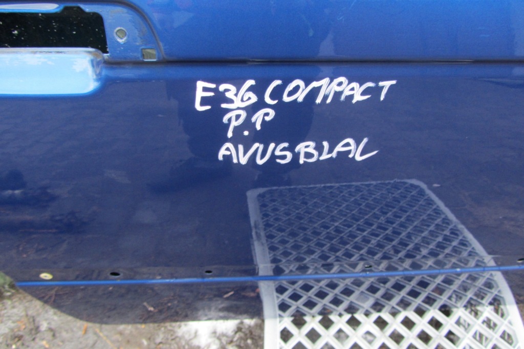 фото №2, Двері праве bmw e36 compact avusblau