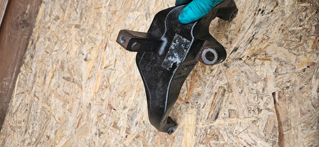 фото №4, Кронштейн двигателя renault master iii iv 2.33 dci 112338353r