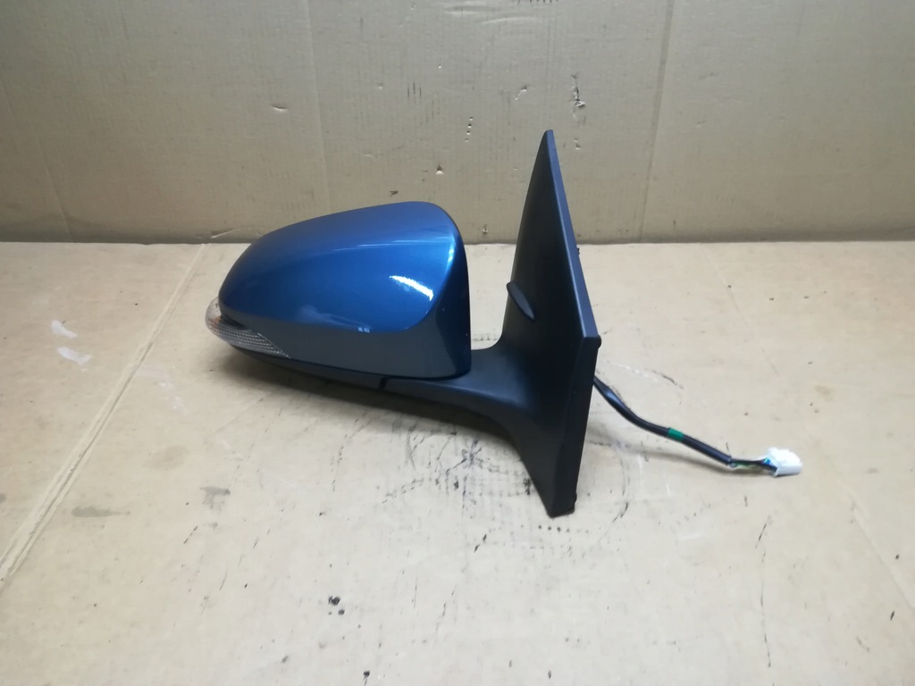 фото №1, Toyota auris ii дзеркало зовнішнє праве 9pin