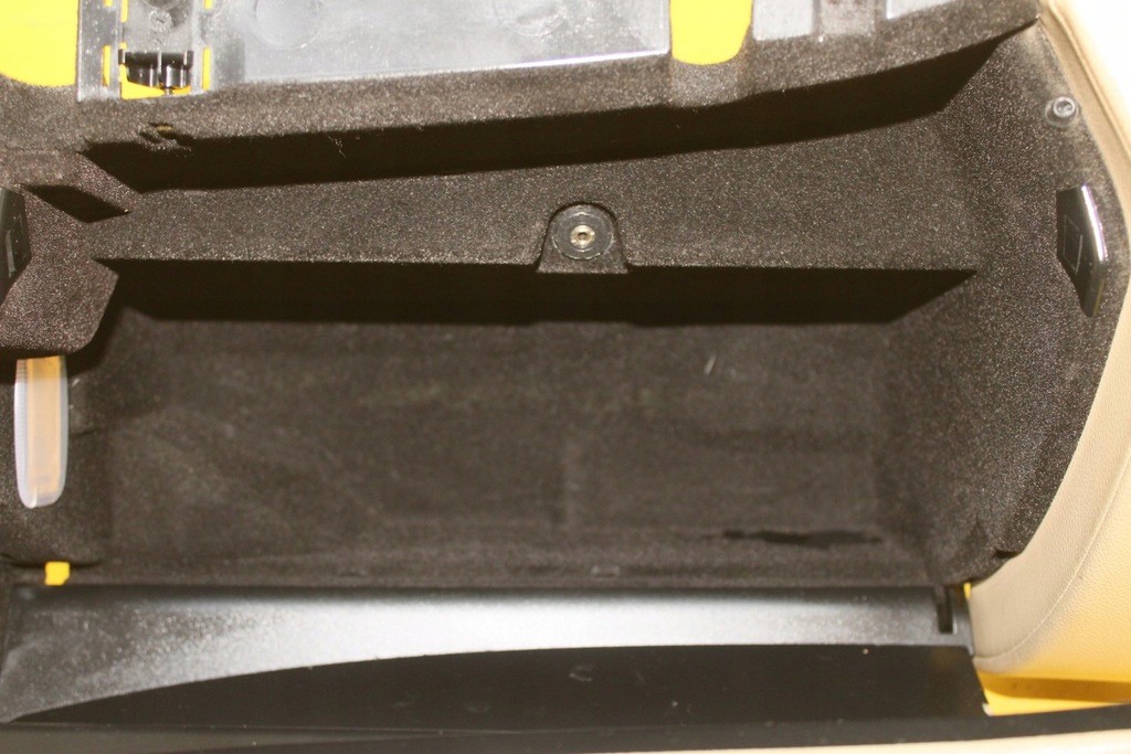 фото №4, Бардачок пассажира mercedes w219 cls